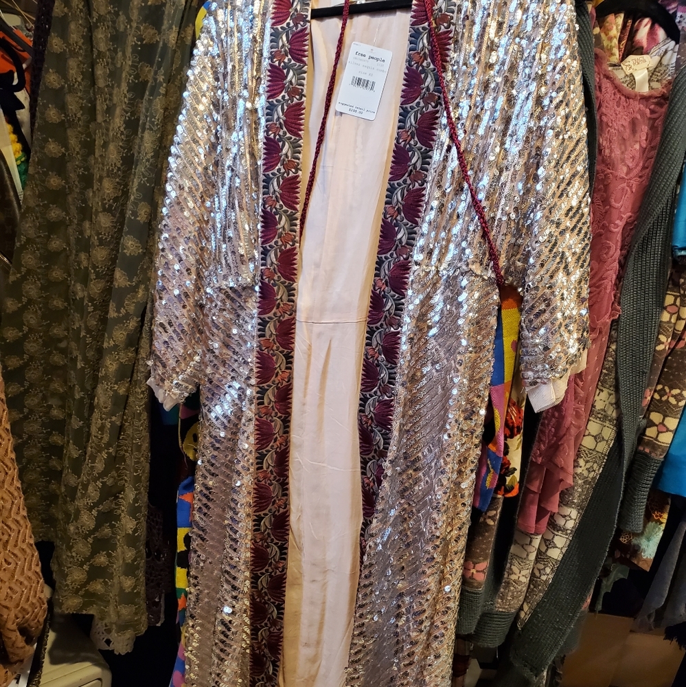 Light is coming duster xs